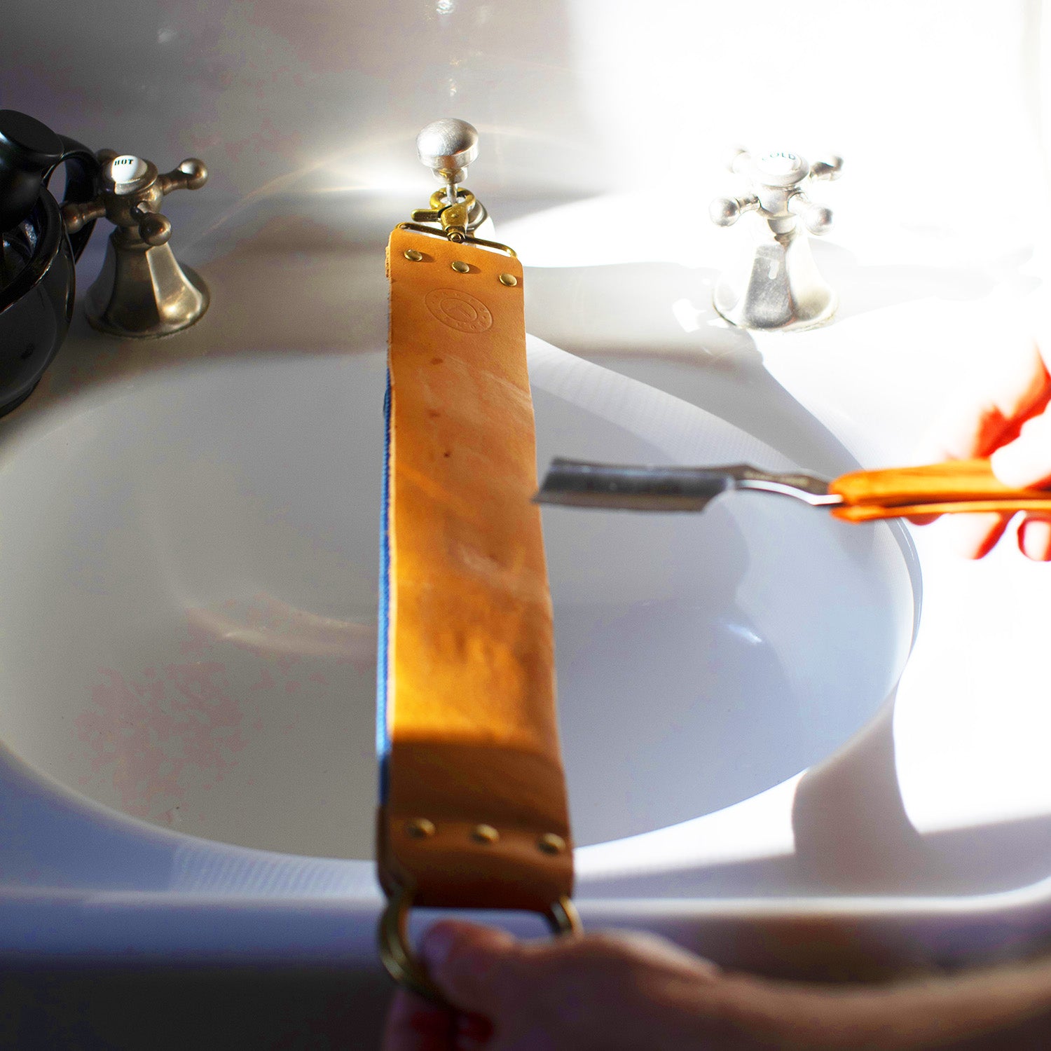 Naked Armor 2.5 Inch Brown Blue Eel Strop.