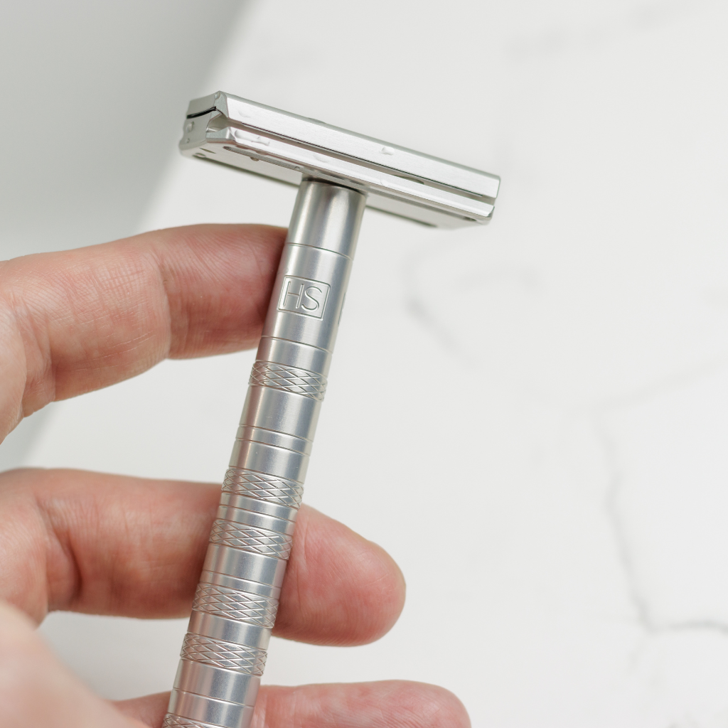 Henson Aluminum AL13 Mild Safety Razor.