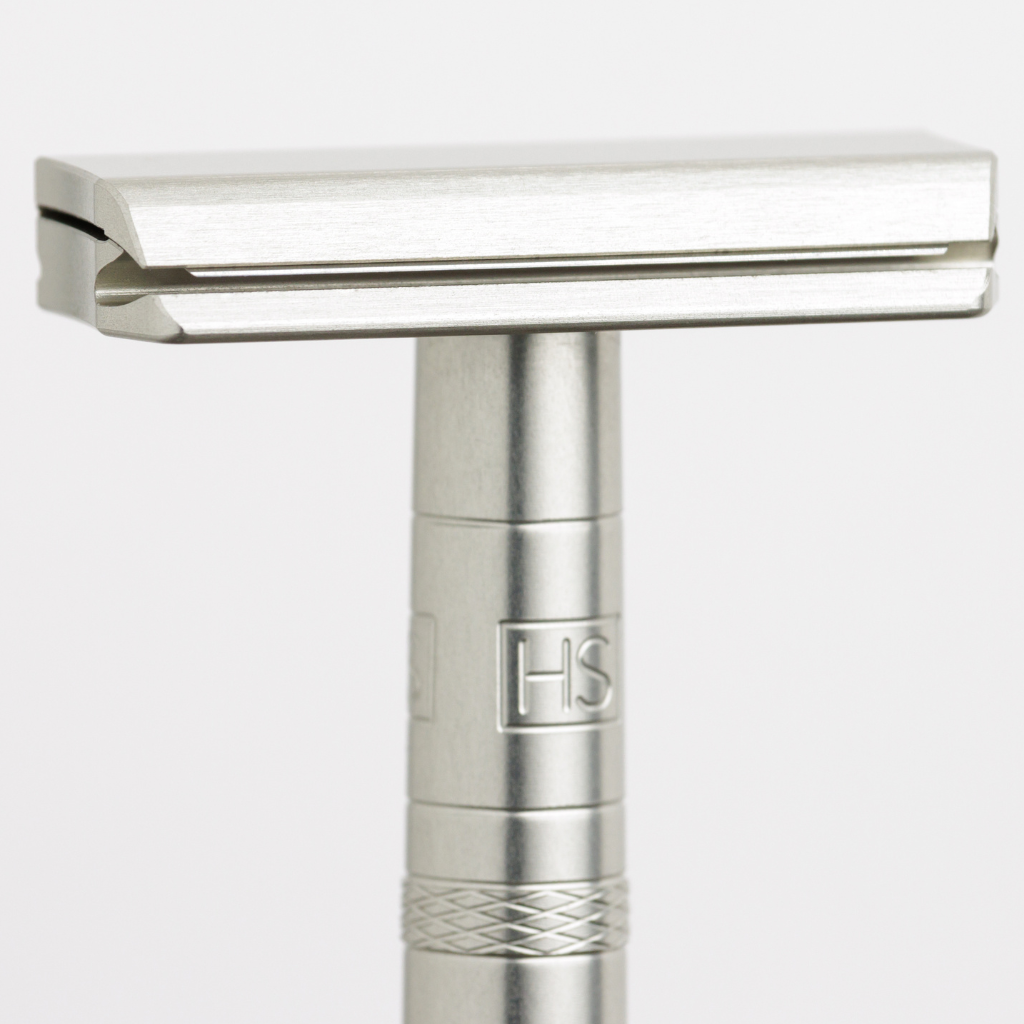 Henson Aluminum AL13 Mild Safety Razor.