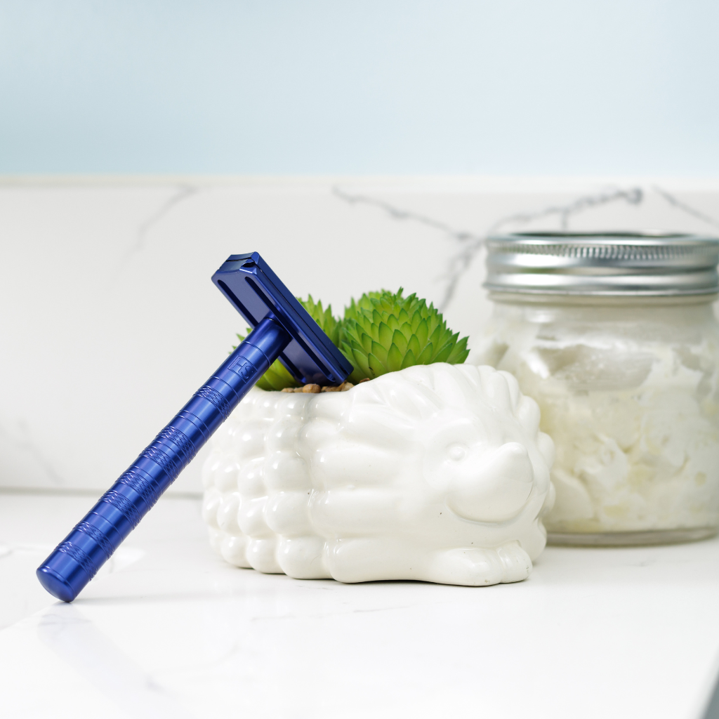 Henson Aluminum AL13 Steel Blue Mild Safety Razor.