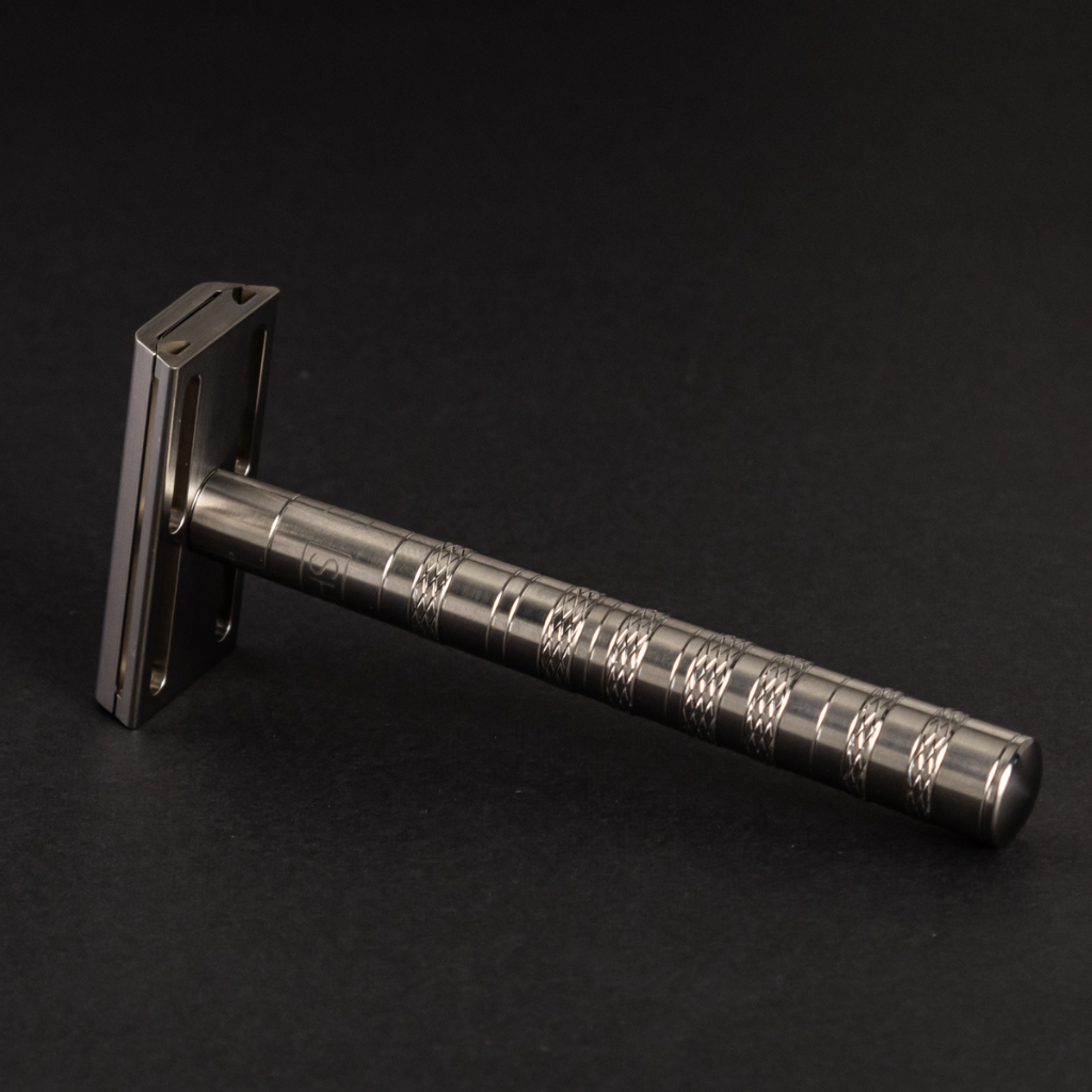 Henson Titanium Ti22 Mild Safety Razor – I Wet Shave