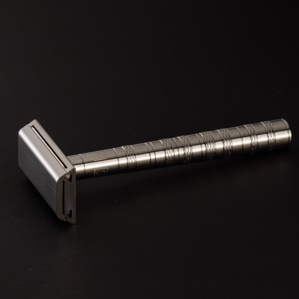 Henson Titanium Ti22 Mild Safety Razor.